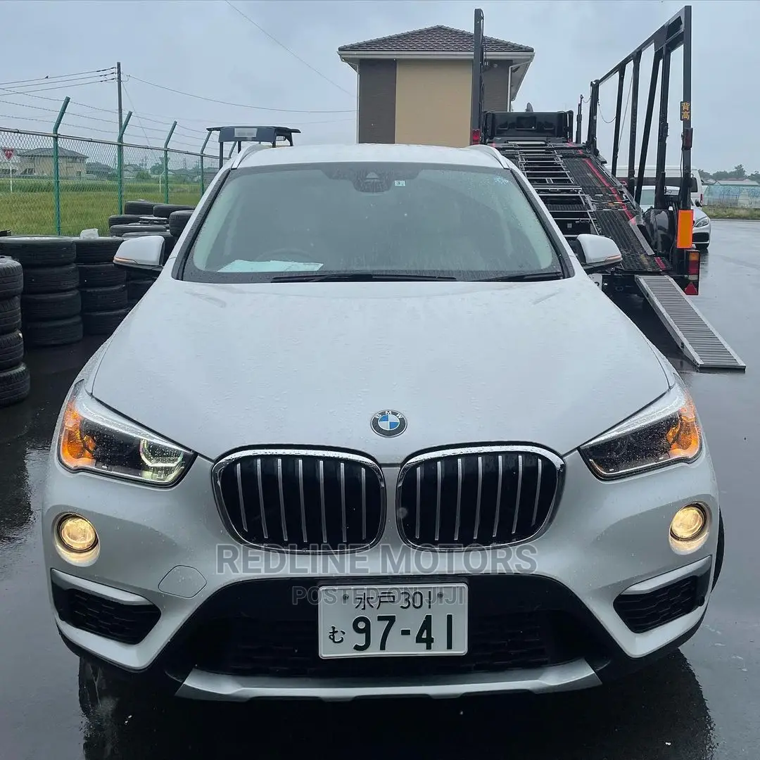 BMW X1 sDrive28i FWD 2017 White