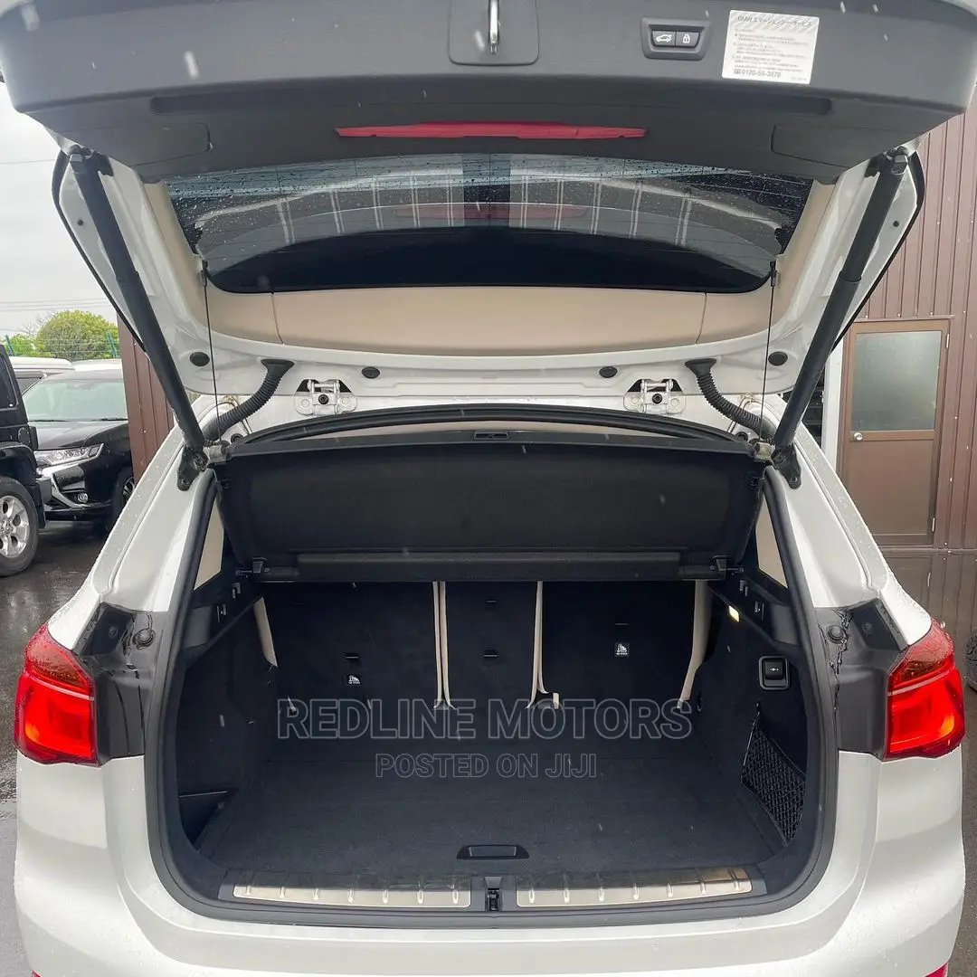 BMW X1 sDrive28i FWD 2017 White