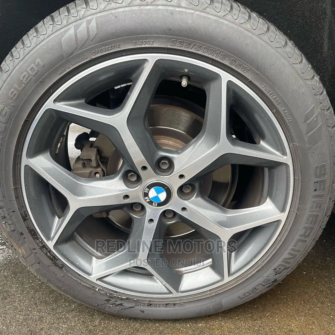 BMW X1 sDrive28i FWD 2017 White