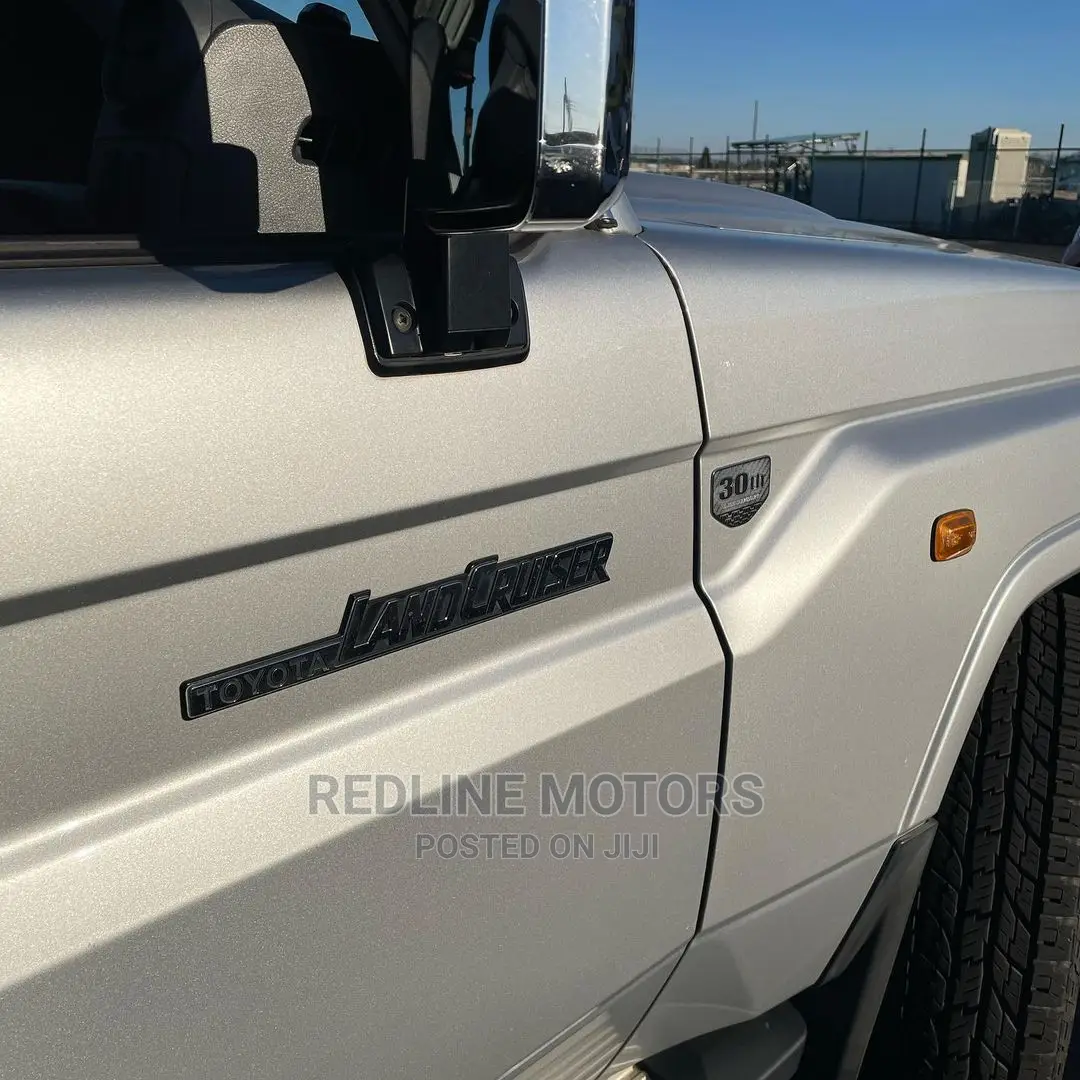 Toyota Land Cruiser 4.0 V6 EXR 2017 Silver