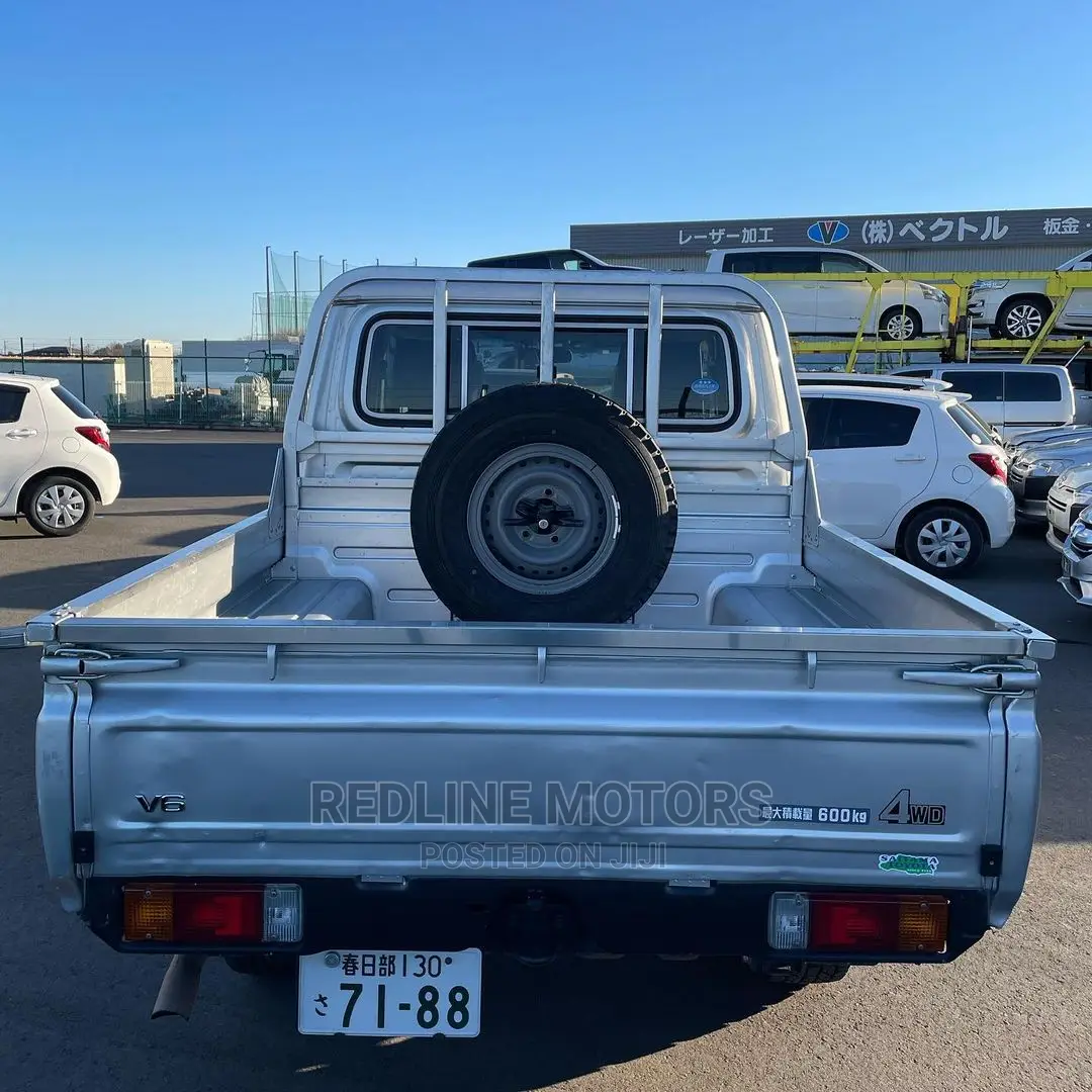 Toyota Land Cruiser 4.0 V6 EXR 2017 Silver