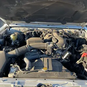 Toyota Land Cruiser 4.0 V6 EXR 2017 Silver