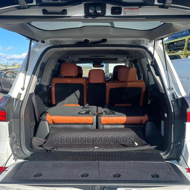 Lexus LX 570 AWD 2016 White - thumbnail 4
