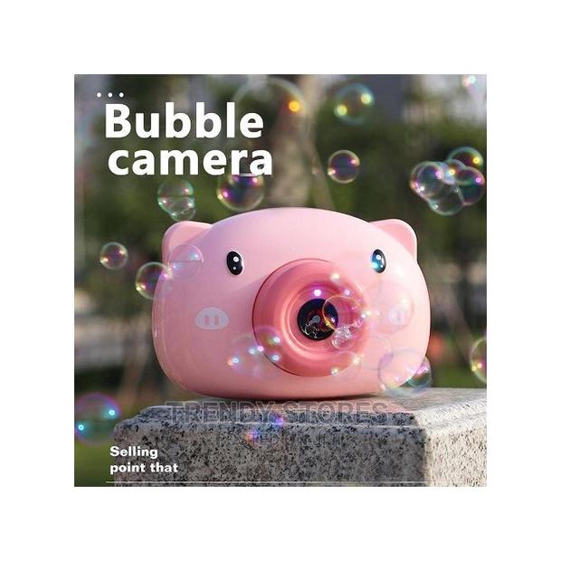 Fubbles Bubble Camera With Realistic Shutter Sound - thumbnail 2