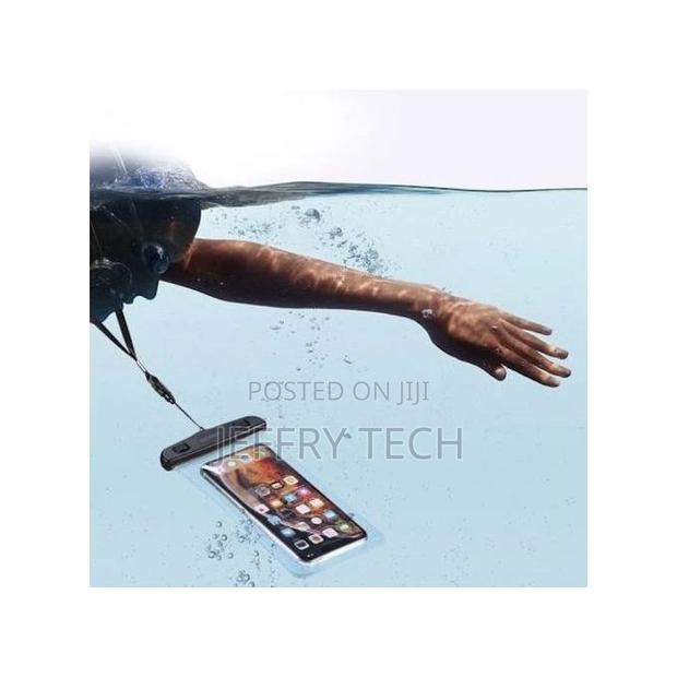 Waterproof Mobile Pouch Upto 6.5 Inch Screen Size for Swimmi