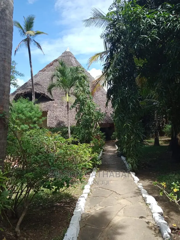 Furnished 3bdrm Room & Parlour in Ukunda for sale