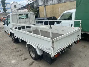 Toyota Dyna 3000cc
