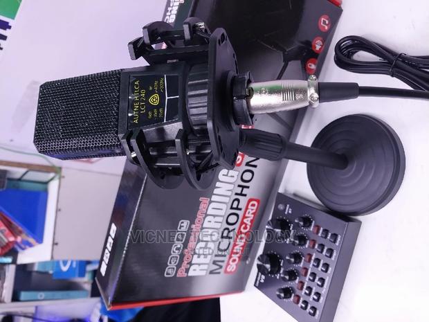 Professional Recording Microphone With Sound Card and Effect