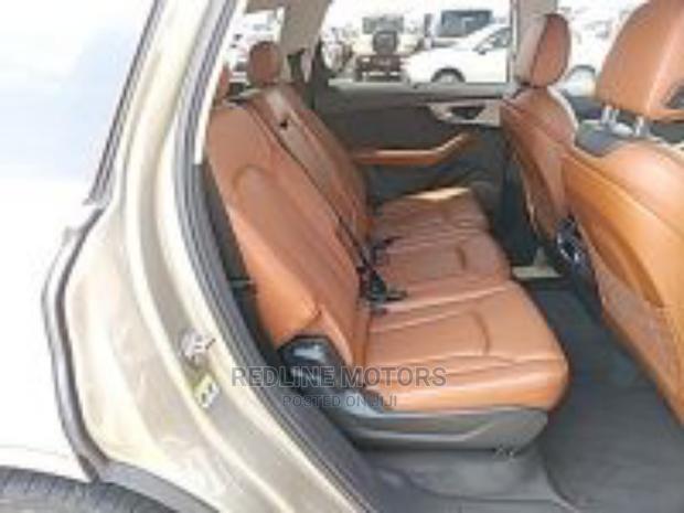 Audi Q7 2016 Gold - thumbnail 4