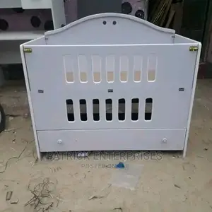 Morden Baby Cot 4 by 2 Fitts