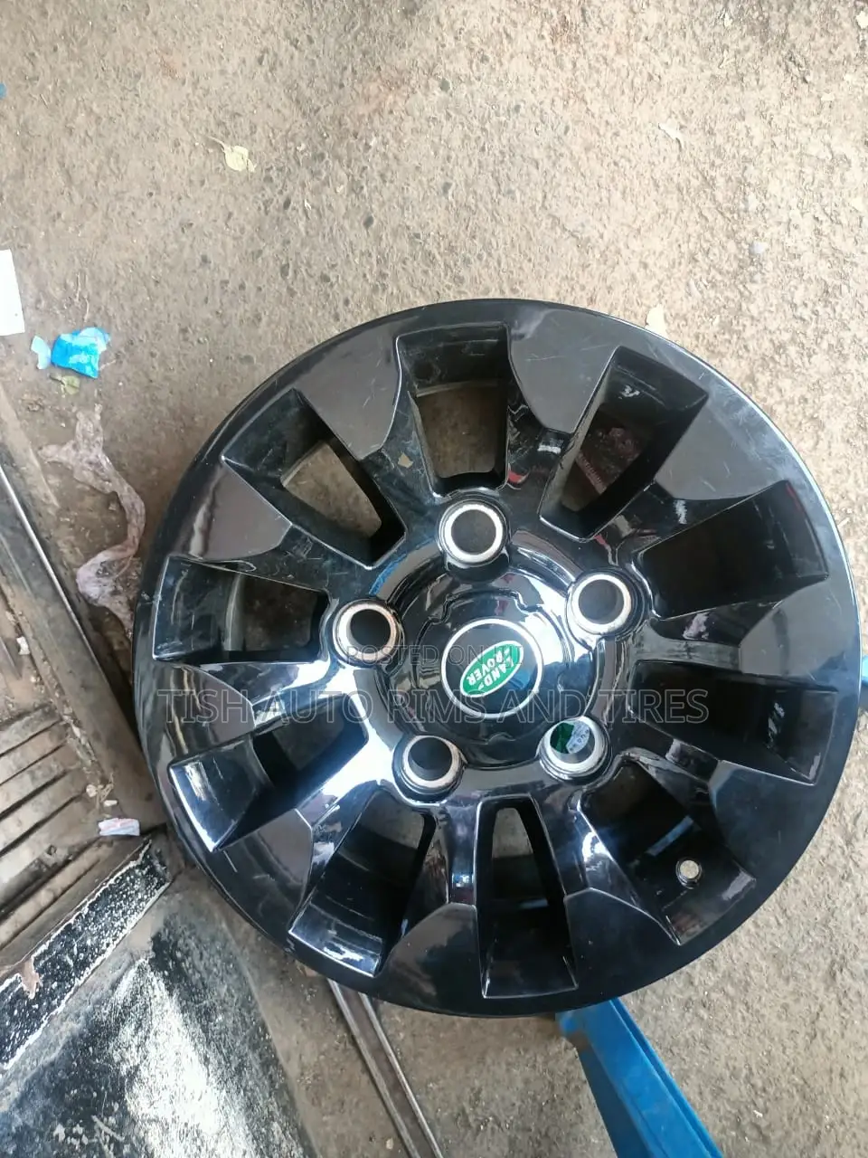 Size 16 Land Rover Rims Set