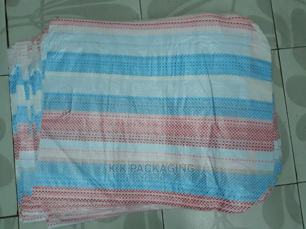 V30 Sacks Packaging - main view