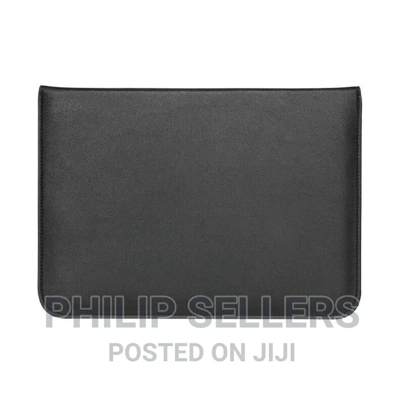 Envelope Design of the Case Enables You to Carry Your Macboo