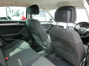 Volkswagen Passat 2016 Burgandy