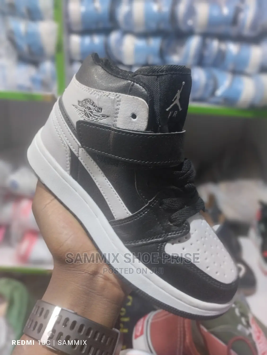 Kids Jordan 1