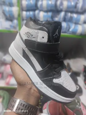 Kids Jordan 1