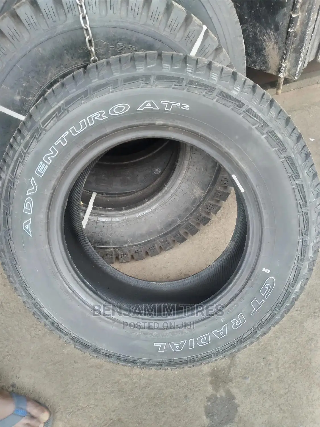 Adventuro Tires Sizes 265/65r17 A/T Made in Indonesia.