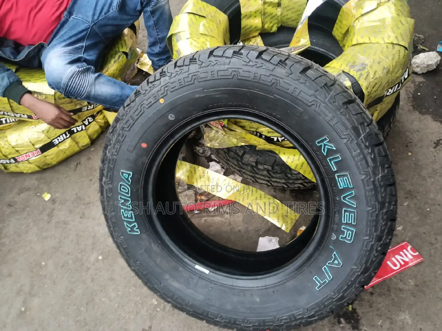 235/65r17 Kenda