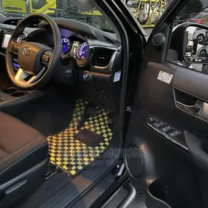 Toyota Hilux TRD Black 4x4 2017 Black