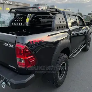 Toyota Hilux TRD Black 4x4 2017 Black