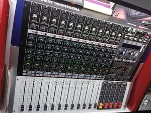 Yamaha 12 Channels Powered Mixer