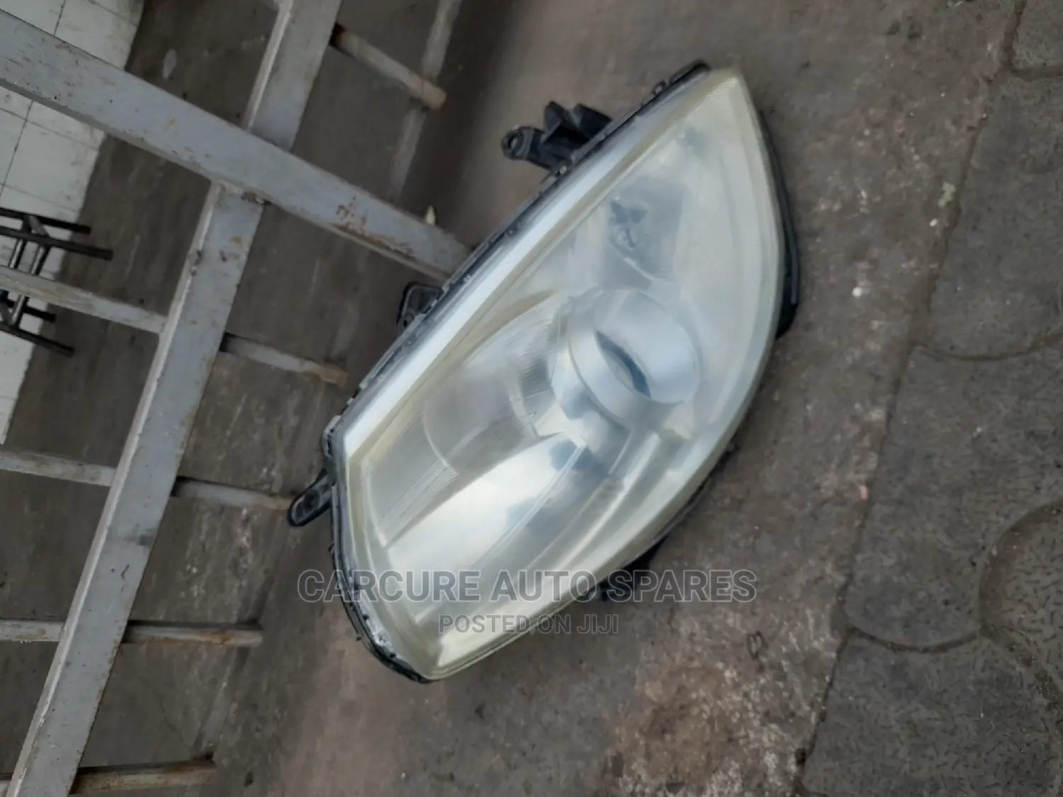 Nissan Tiida 2008 Xenon Headlight