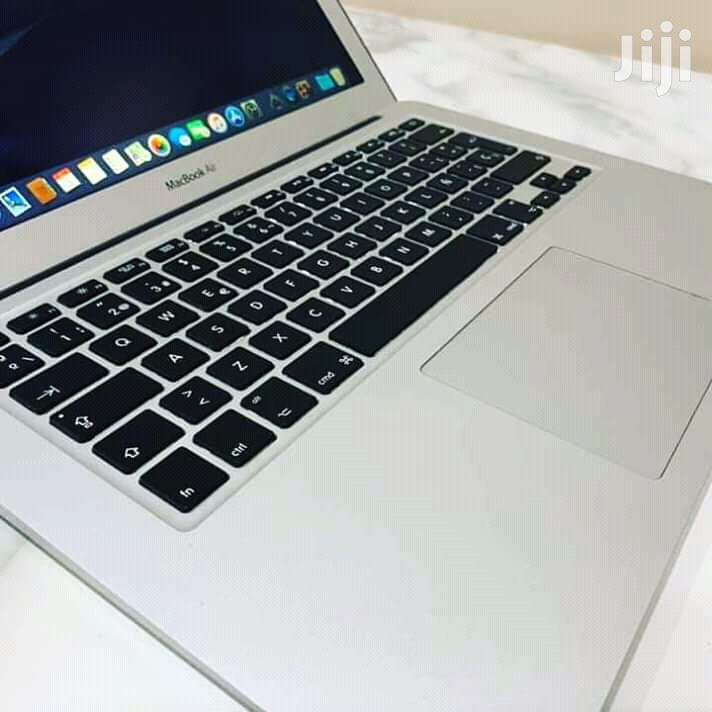 Laptop Apple MacBook Air 8GB Intel Core i5 HDD 256GB