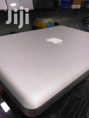 Laptop Apple MacBook Pro 4GB Intel Core i5 HDD 500GB