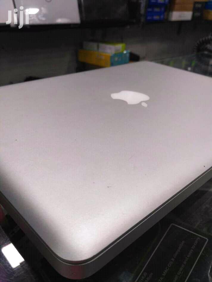 Laptop Apple MacBook Pro 4GB Intel Core i5 HDD 500GB
