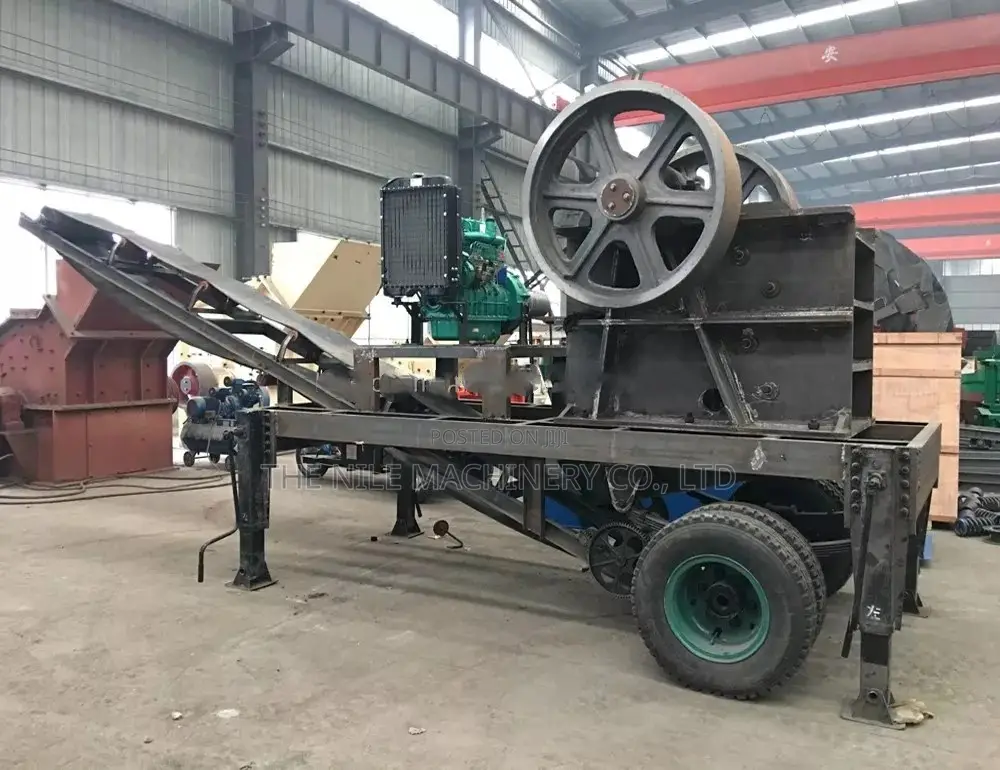 Small Portable Jaw Crusher for Mining, Concrete, Recycling