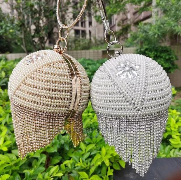 Round Pop Ball Tassel Sling Pearl Clutch Shinny Bag
