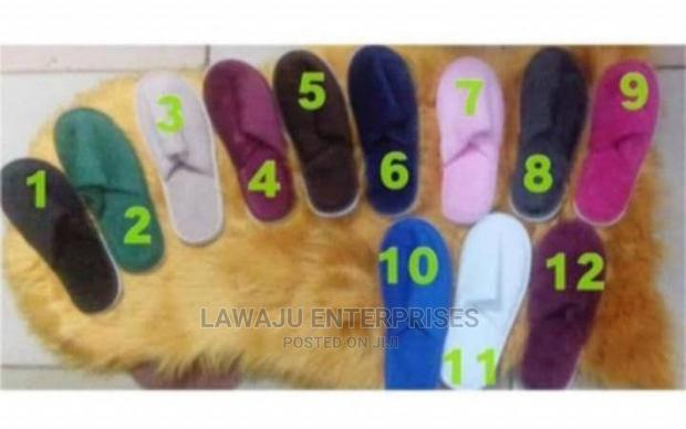 Bathroom Slippers - thumbnail 2