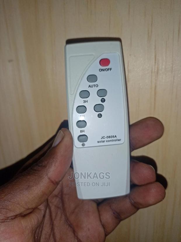 100 Watts Solar Flood Light - thumbnail 10