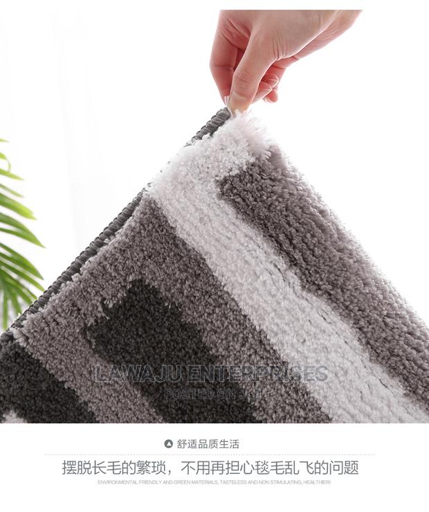 Water Resistant Bathroom Mat - thumbnail 2