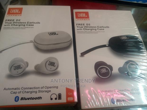 JBL Earphones White And Black - thumbnail 4