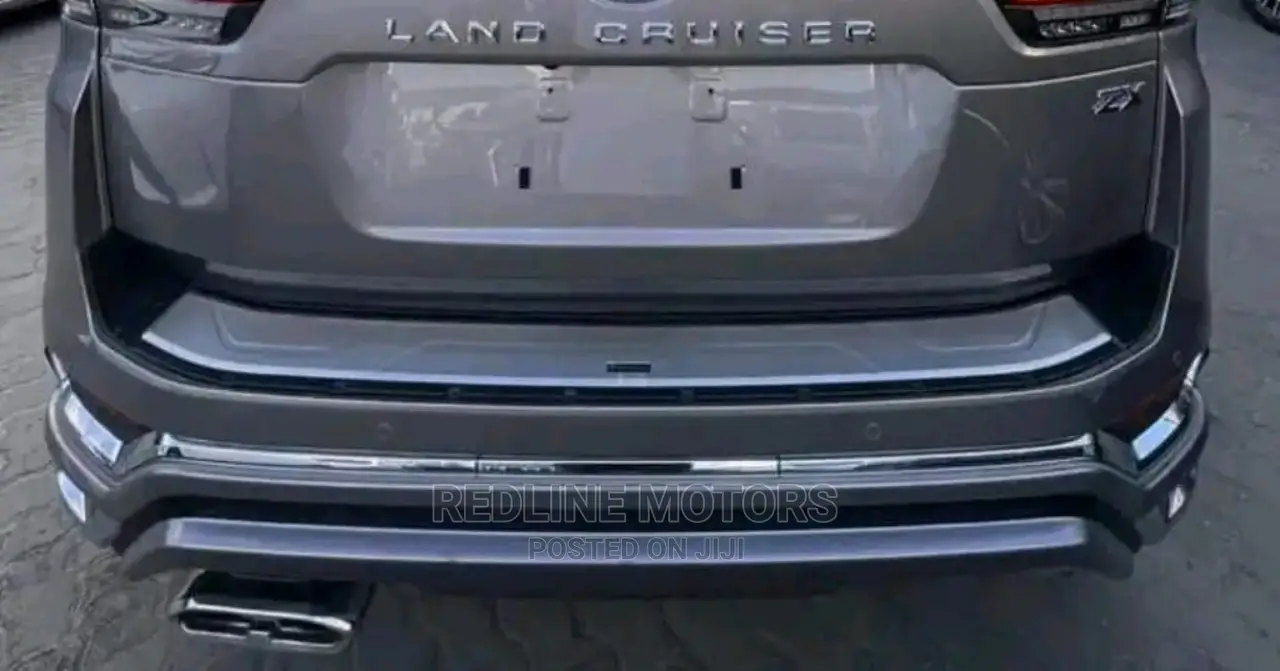 Toyota Land Cruiser Prado 2022 Gray