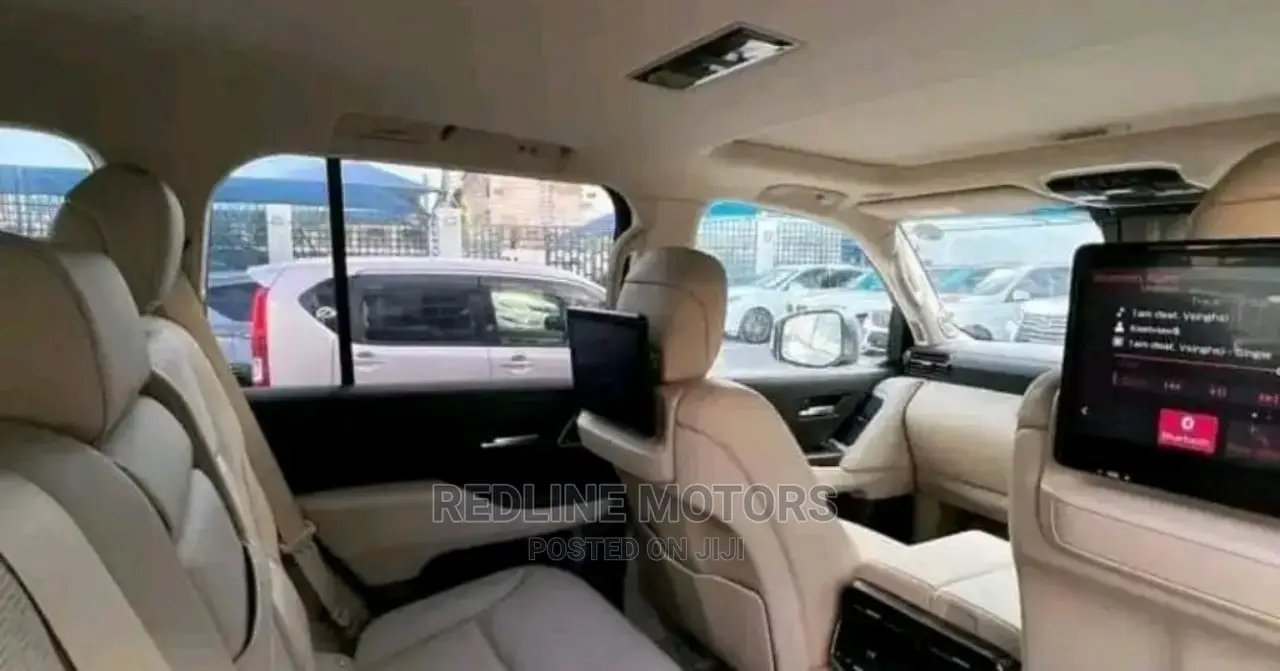 Toyota Land Cruiser Prado 2022 Gray