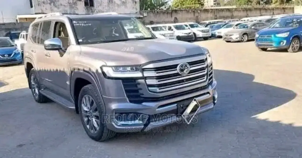 Toyota Land Cruiser Prado 2022 Gray
