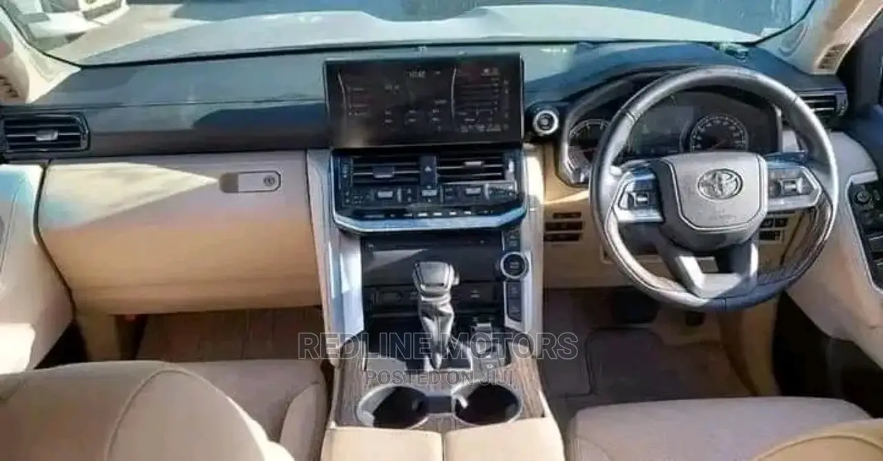 Toyota Land Cruiser Prado 2022 Gray