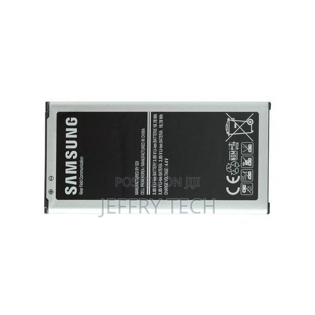 Samsung Galaxy S5 Standard Battery Mackin Touch Quality - thumbnail 2