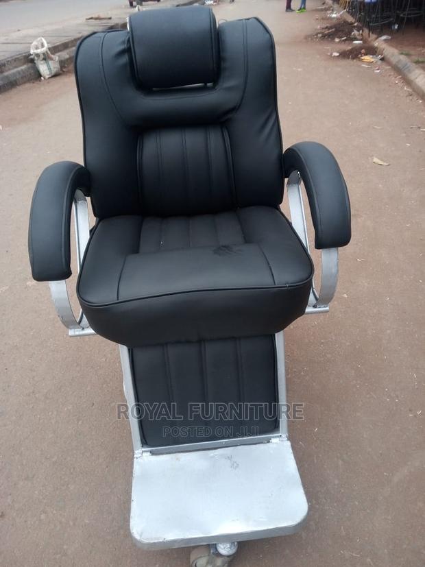 Barber Chair (Leather) - thumbnail 3