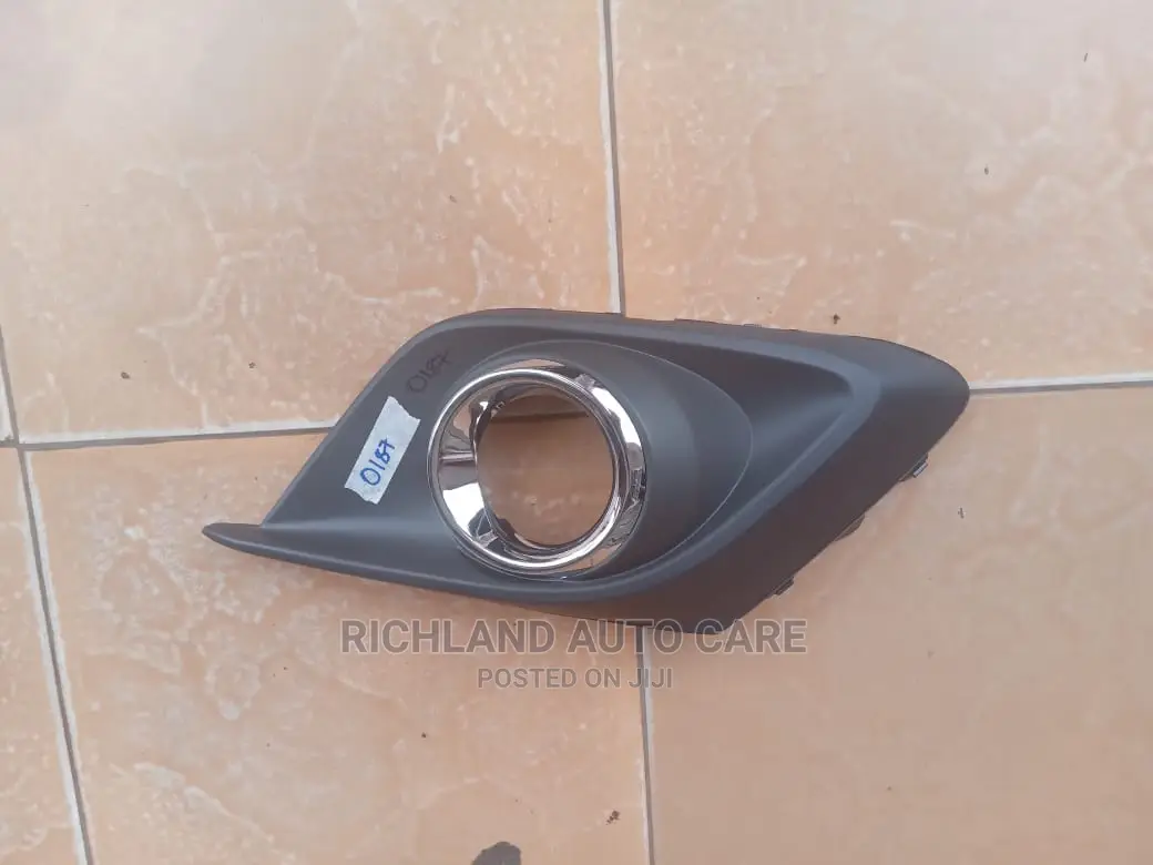Fogcovers Mazda Axela 2014 Chrome With Hole