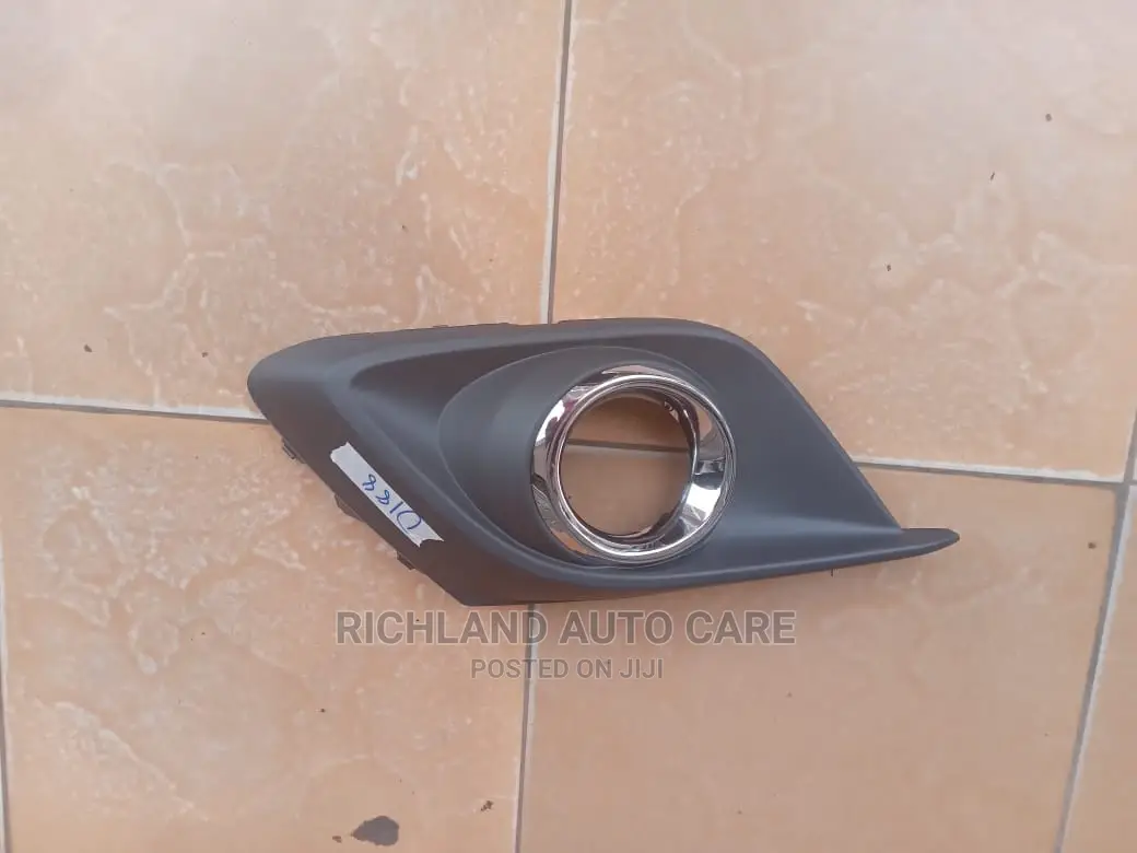 Fogcovers Mazda Axela 2014 Chrome With Hole