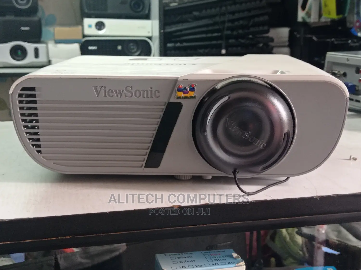 Short Throw Projector