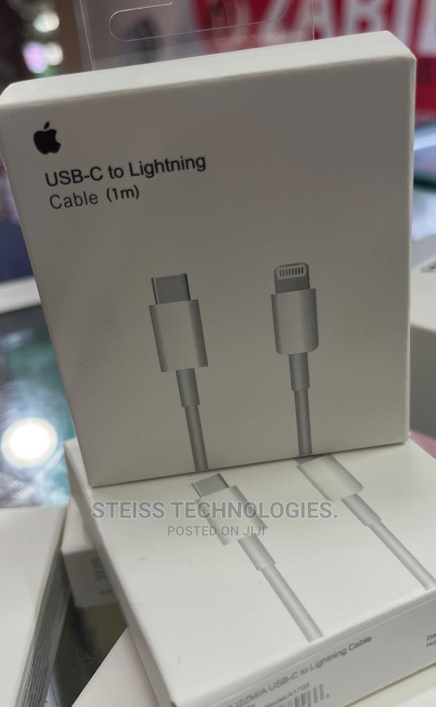 Usb-c To Lightning Cable 1m - thumbnail 2