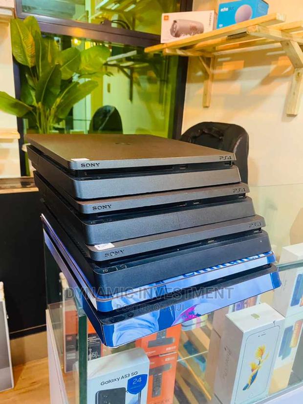 Ps4s Slim EDITION ( 500 Gb) - main view