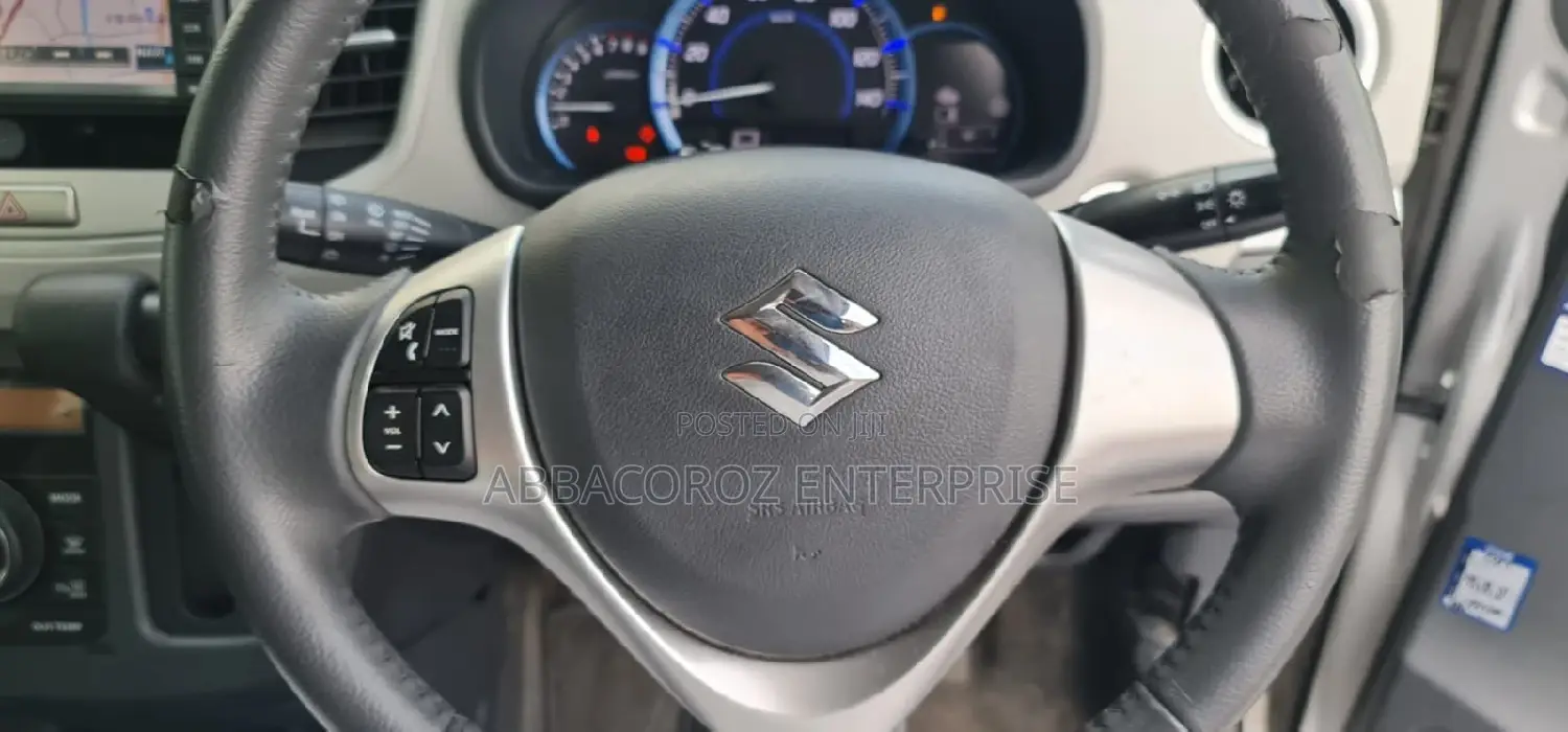 Suzuki Wagon 2015 Silver