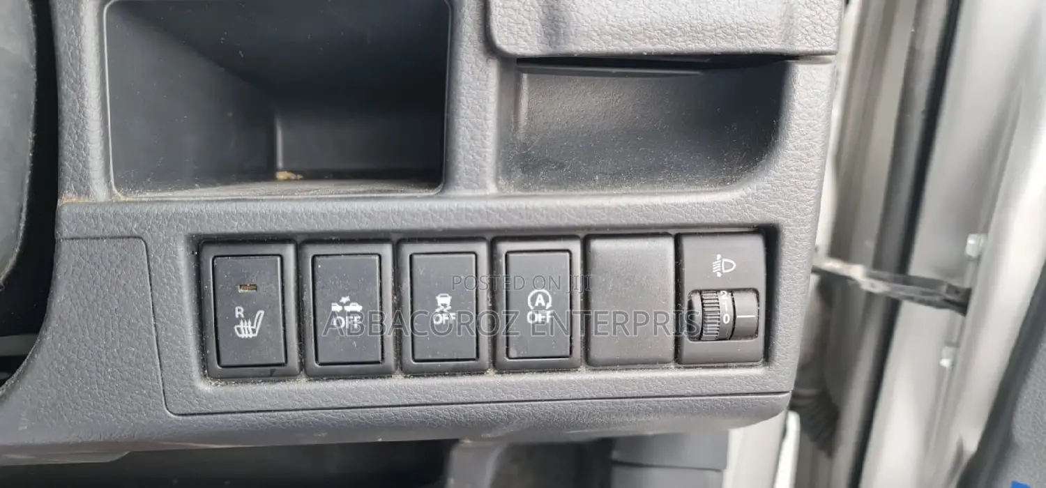 Suzuki Wagon 2015 Silver