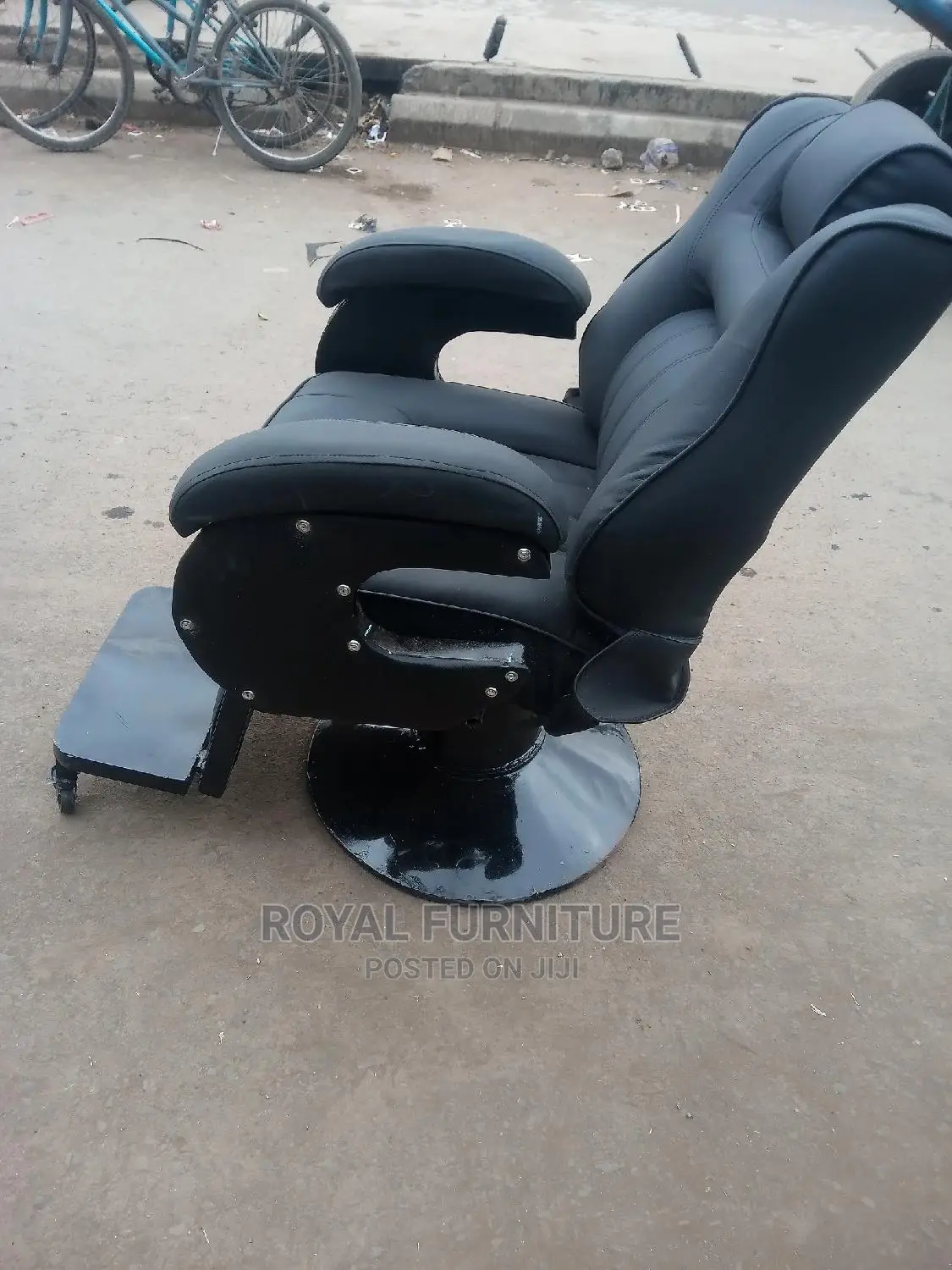 Kinyozi Seats (Adjustable)