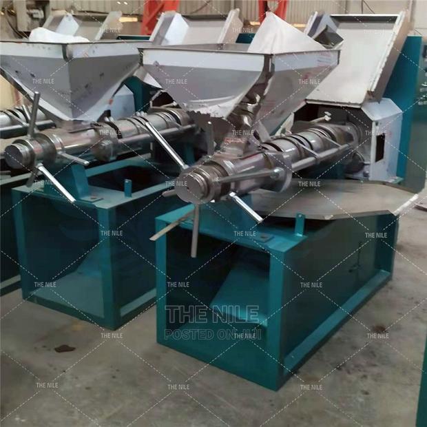 Dual Purpose Peanut Soybean Screw Press - main view